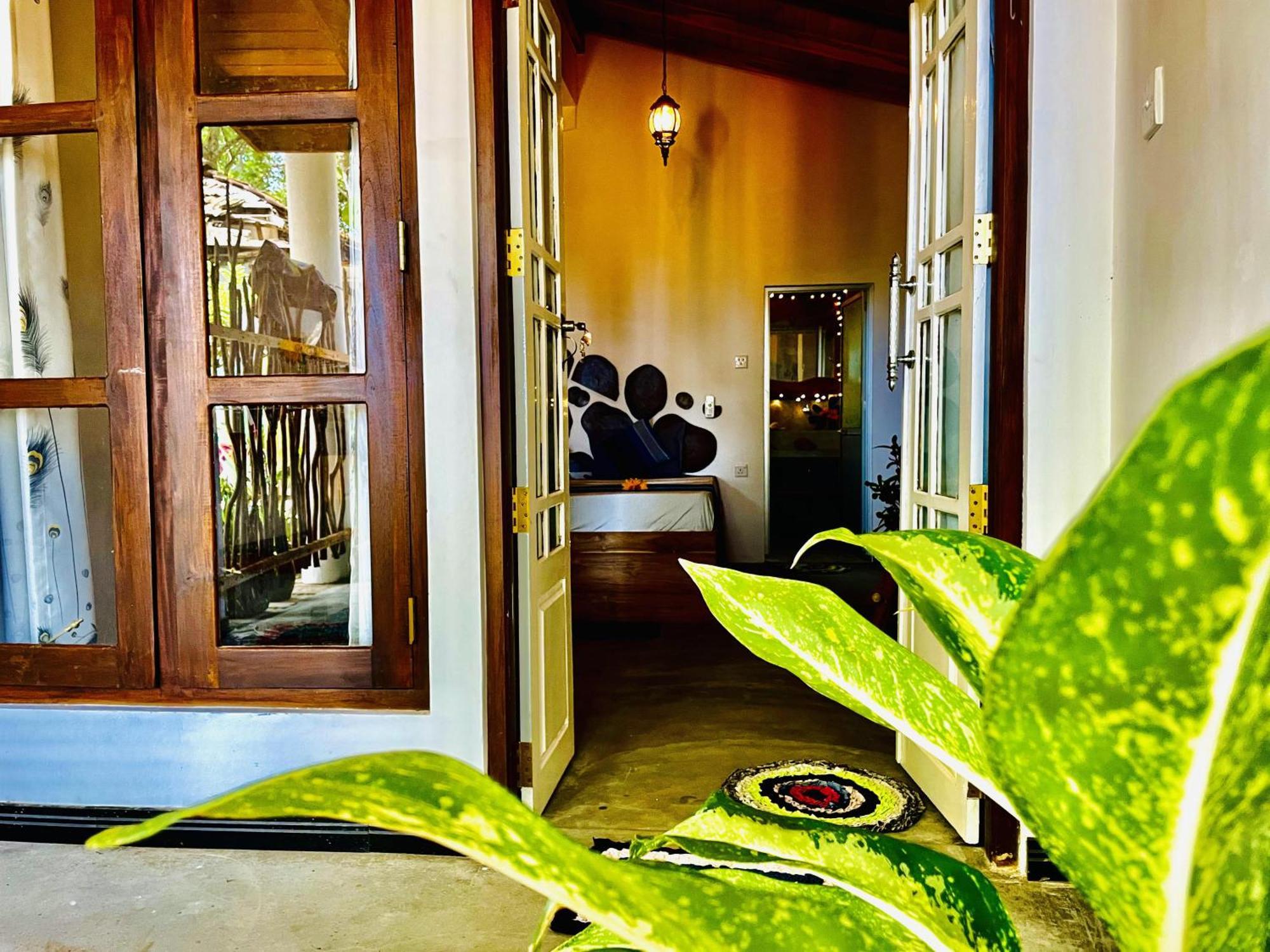 Secret Swell Hotell Tangalle Exteriör bild